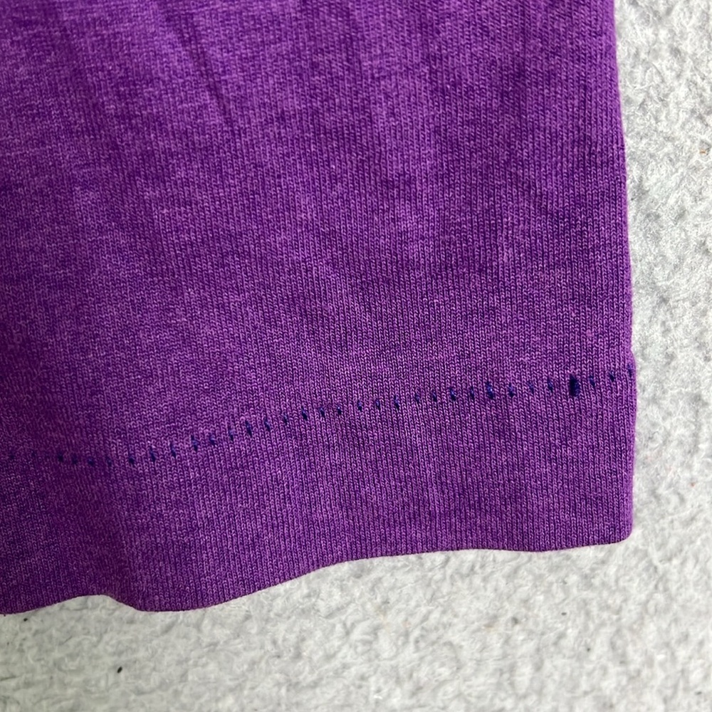 Vintage 90’s Single Stitch Purple Native American T-shirt - Picture 3 of 5